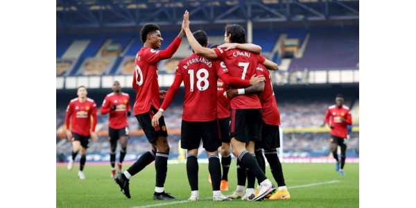 Edinson Cavani beklagt die Karriere von Marcus Rashford, einem Absolventen der Manchester United Academy